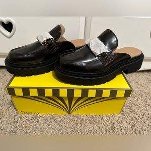 Elena Mule chestnut size 9